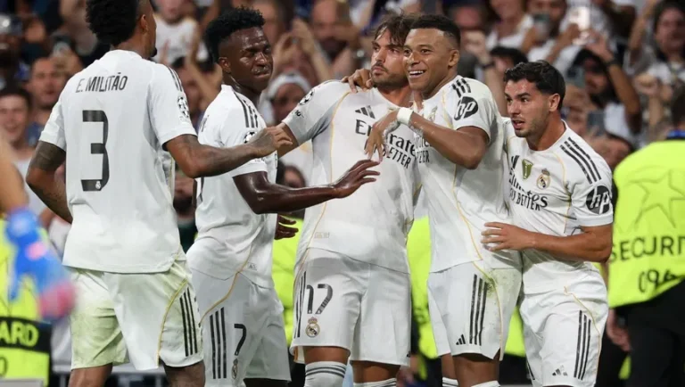 مبابي يقود ريال مدريد بعشرة لاعبين للفوز على مارسيليا