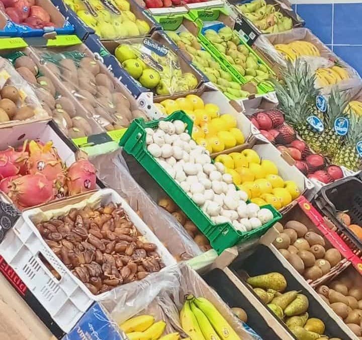 ارتفاع أسعار الخضر والفواكه يثقل كاهل الأسر بالحسيمة