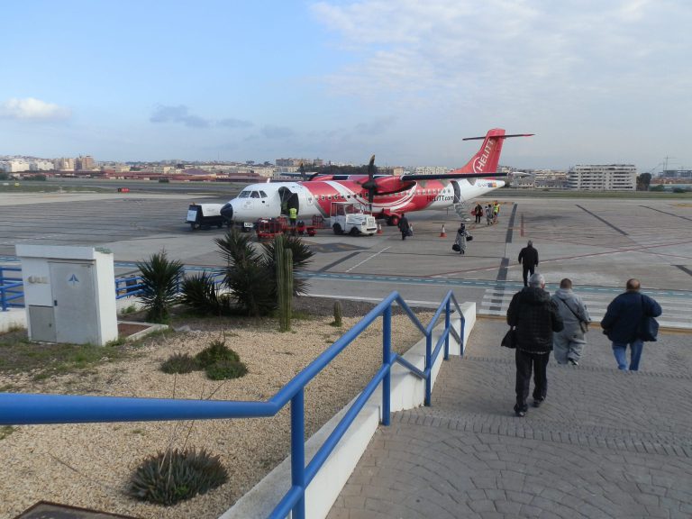 مطار مليلية المحتلة يسجل رقماً قياسياً جديداً في عدد المسافرين خلال غشت